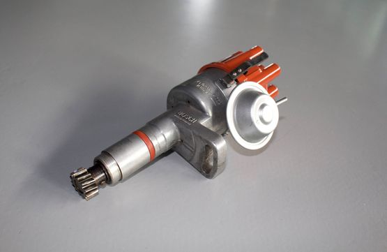 Ignition distributor for 911 model 65-98